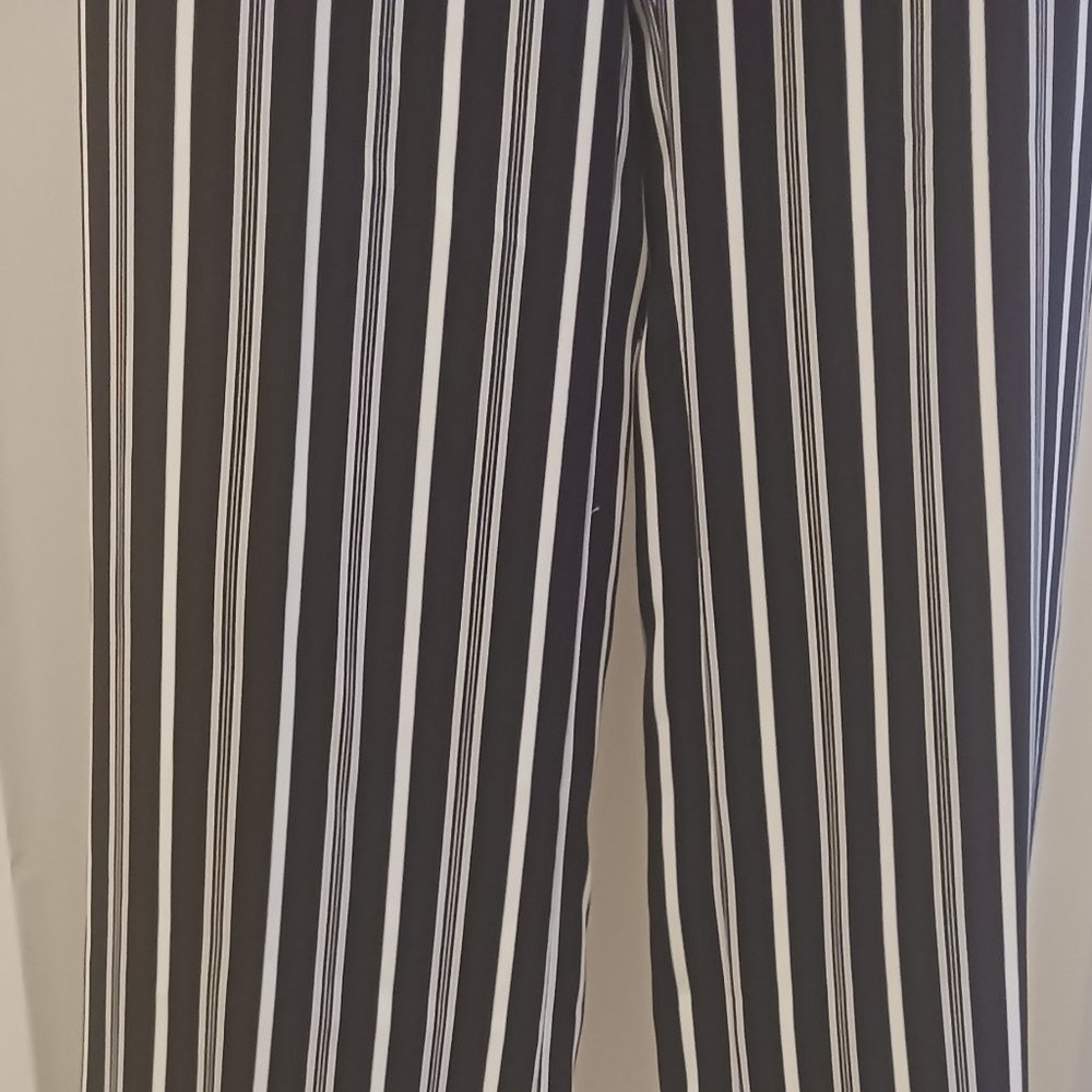 Ann & Taylor made in Philippines women. pants Long 43 "x32